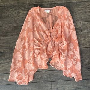 Flowy floral top from Vici!